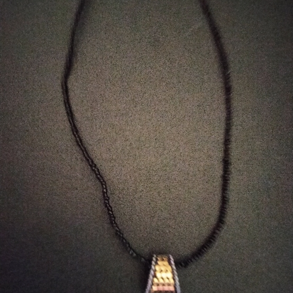 🐰🎉Elegant Black and Gold Women's Necklace - Picture 3 of 4